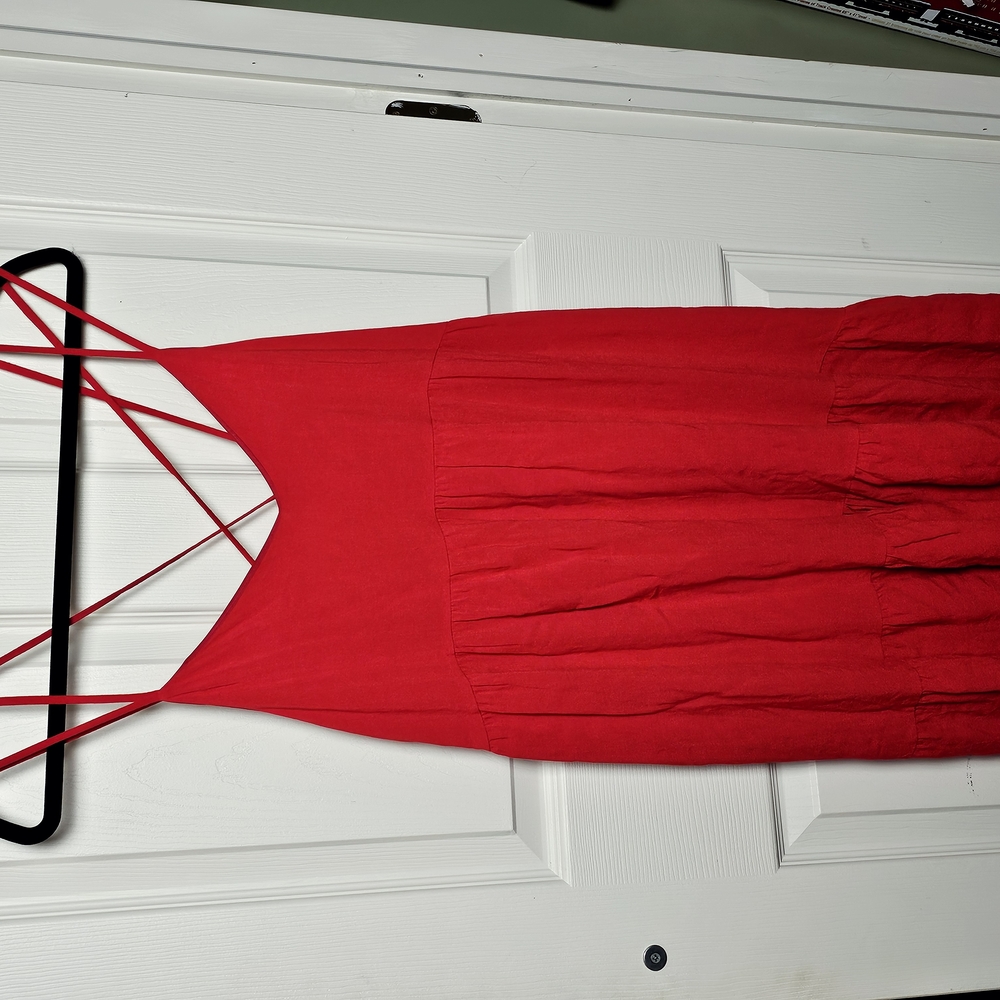 Chic Red Strappy Dress